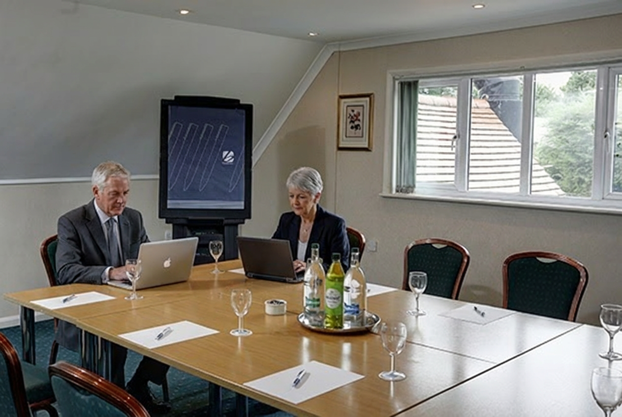 Haywards-meeting-room